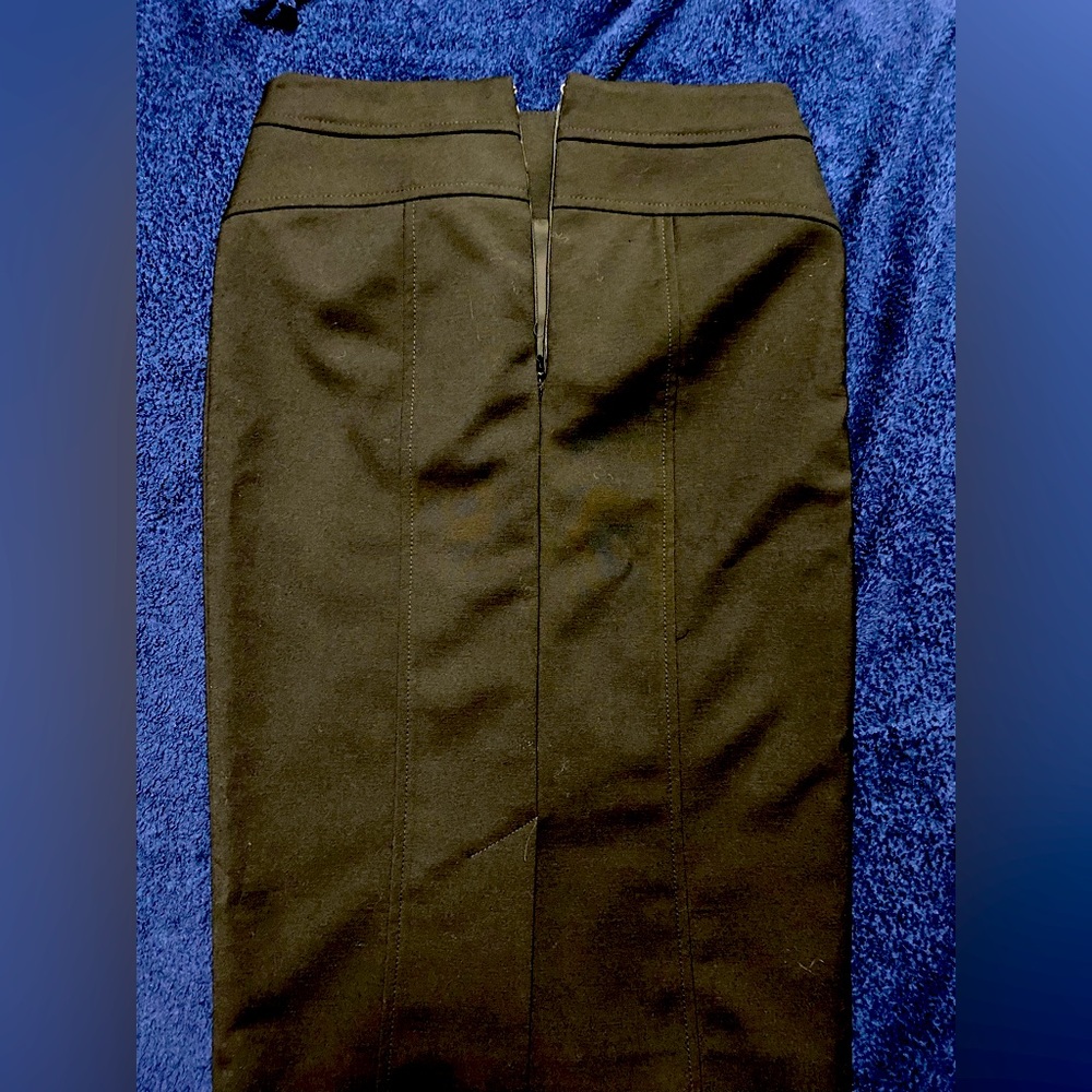 Le Chateau black pencil skirt